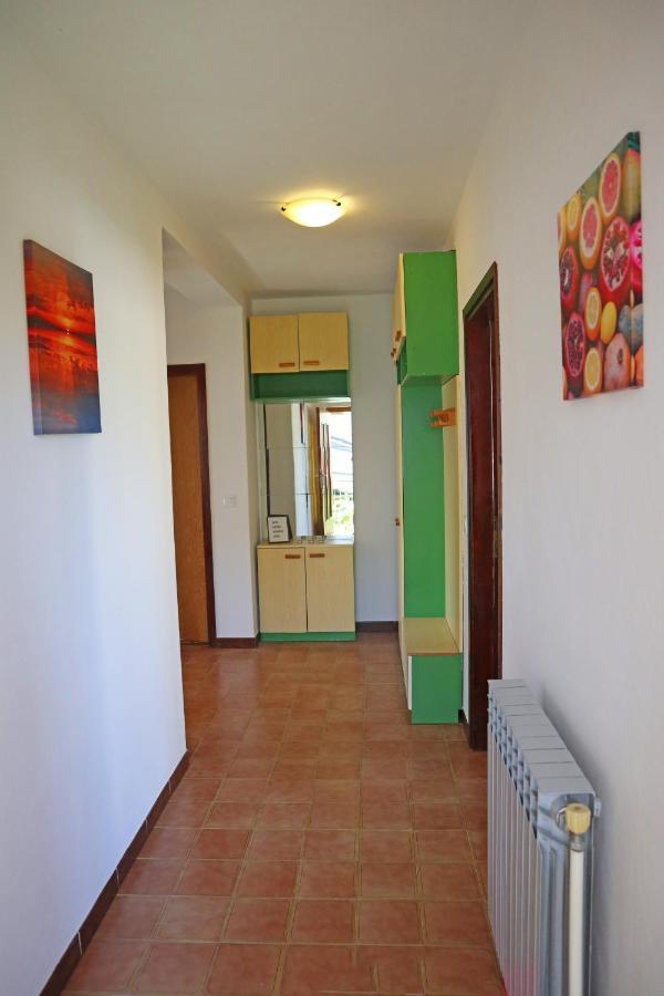 Apartman Slavko Appartement Tar-Vabriga Buitenkant foto